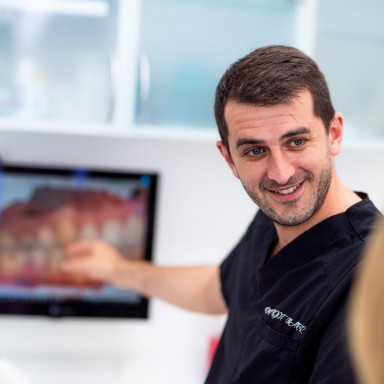 Diagnostic au cabinet dentaire Implantocean à La Baule