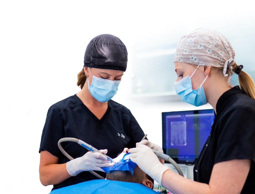 Chirurgie orale au cabinet dentaire Implantocean à La Baule